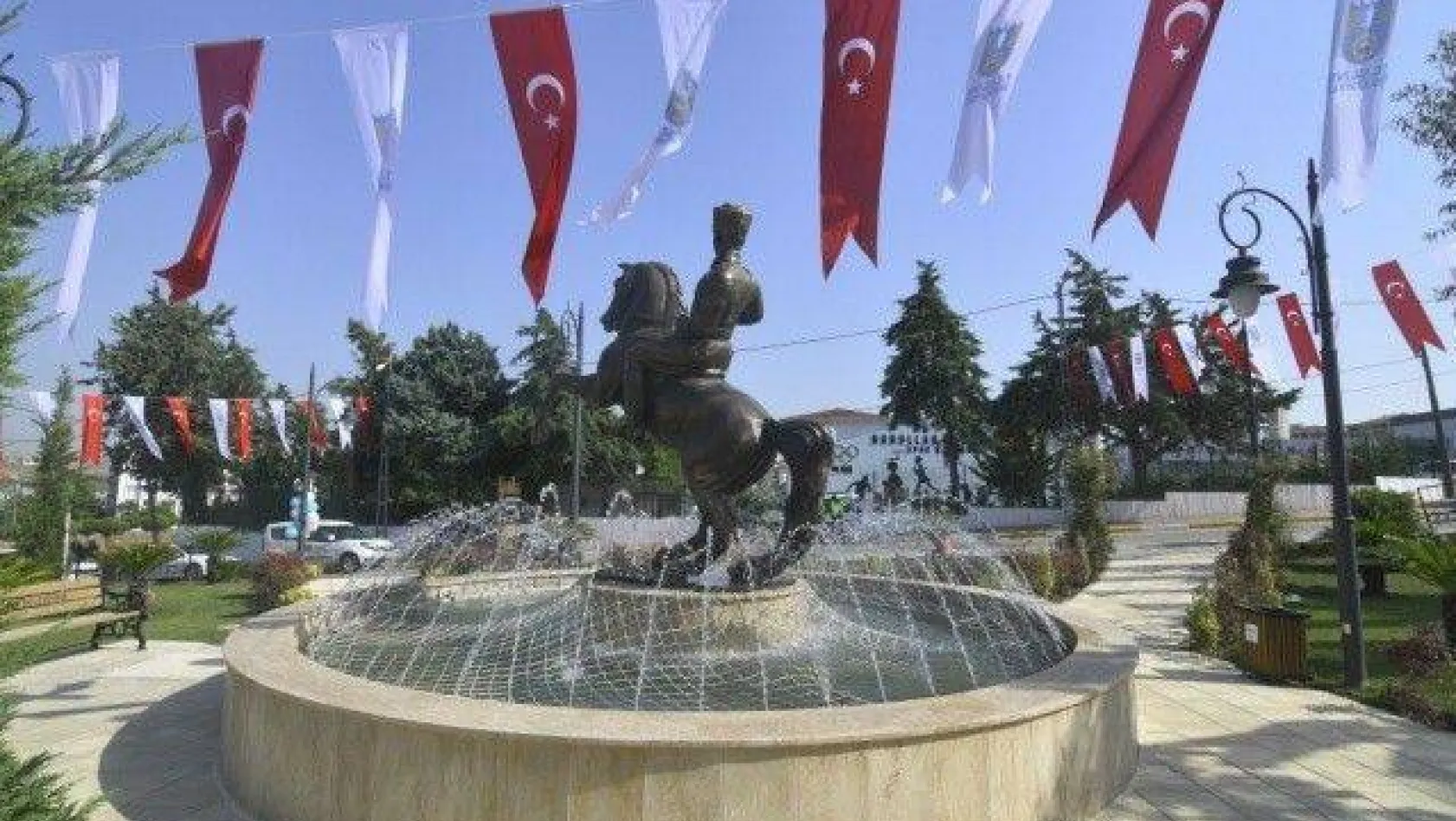 Atatürk Parkı Törenle Hizmete Açıldı