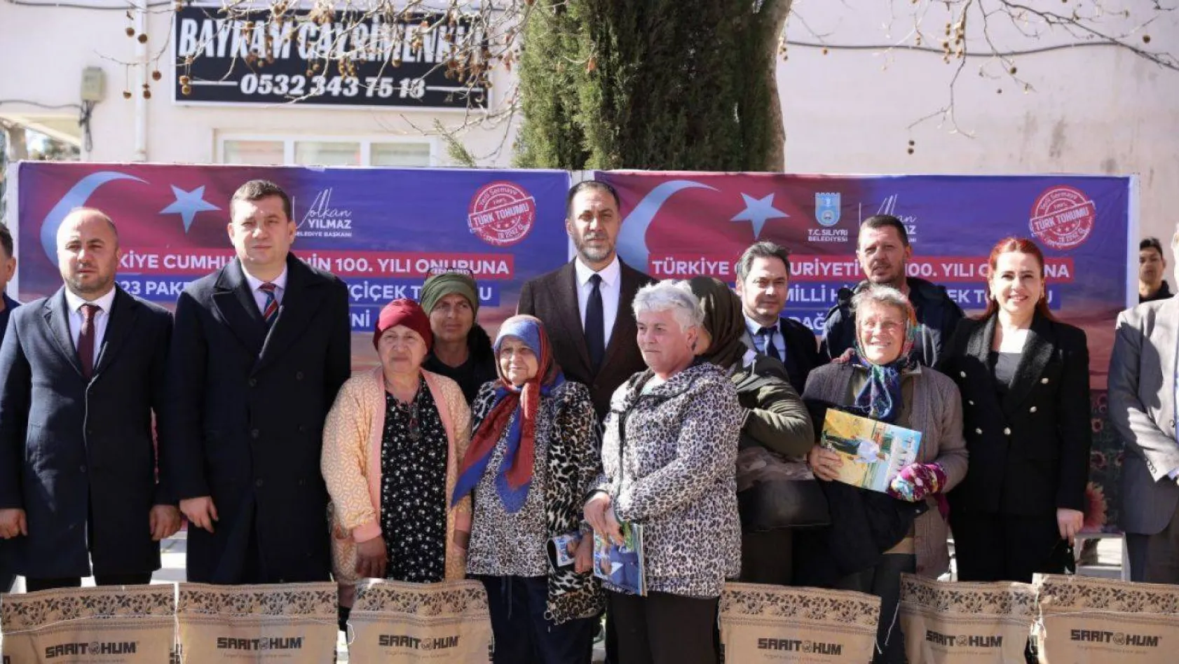 Silivri'de milli Ayçiçek tohumları ücretsiz dağıtılıyor