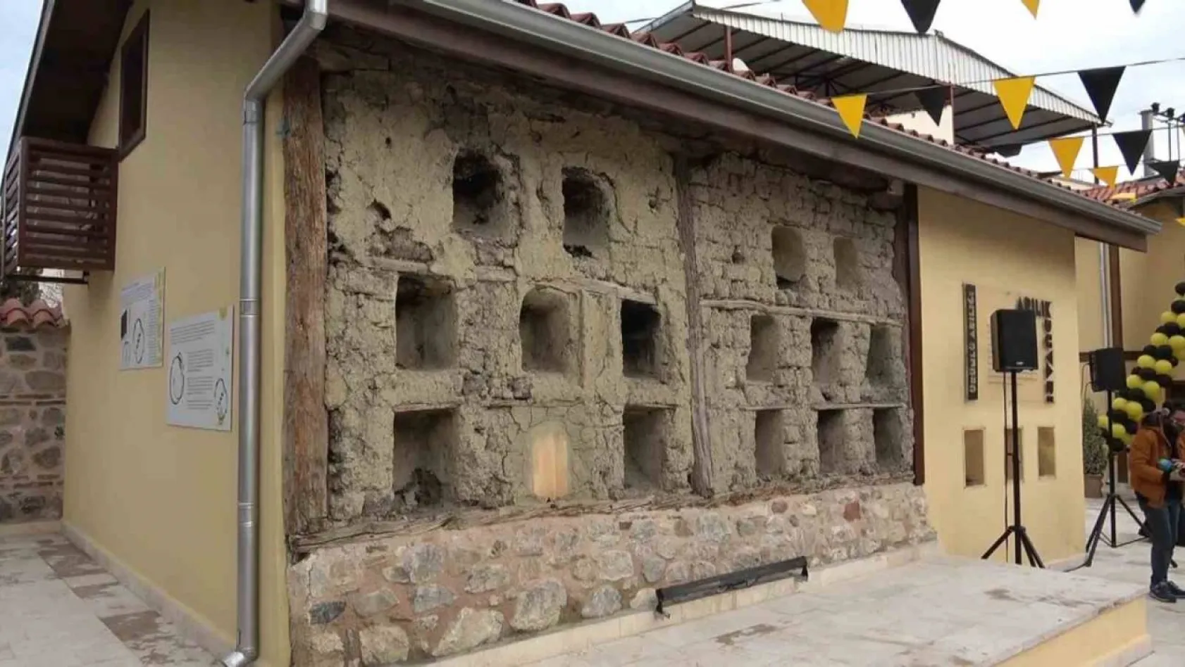 150 yıllık 'Arı Evi' yapılan restorasyonla hayat buldu