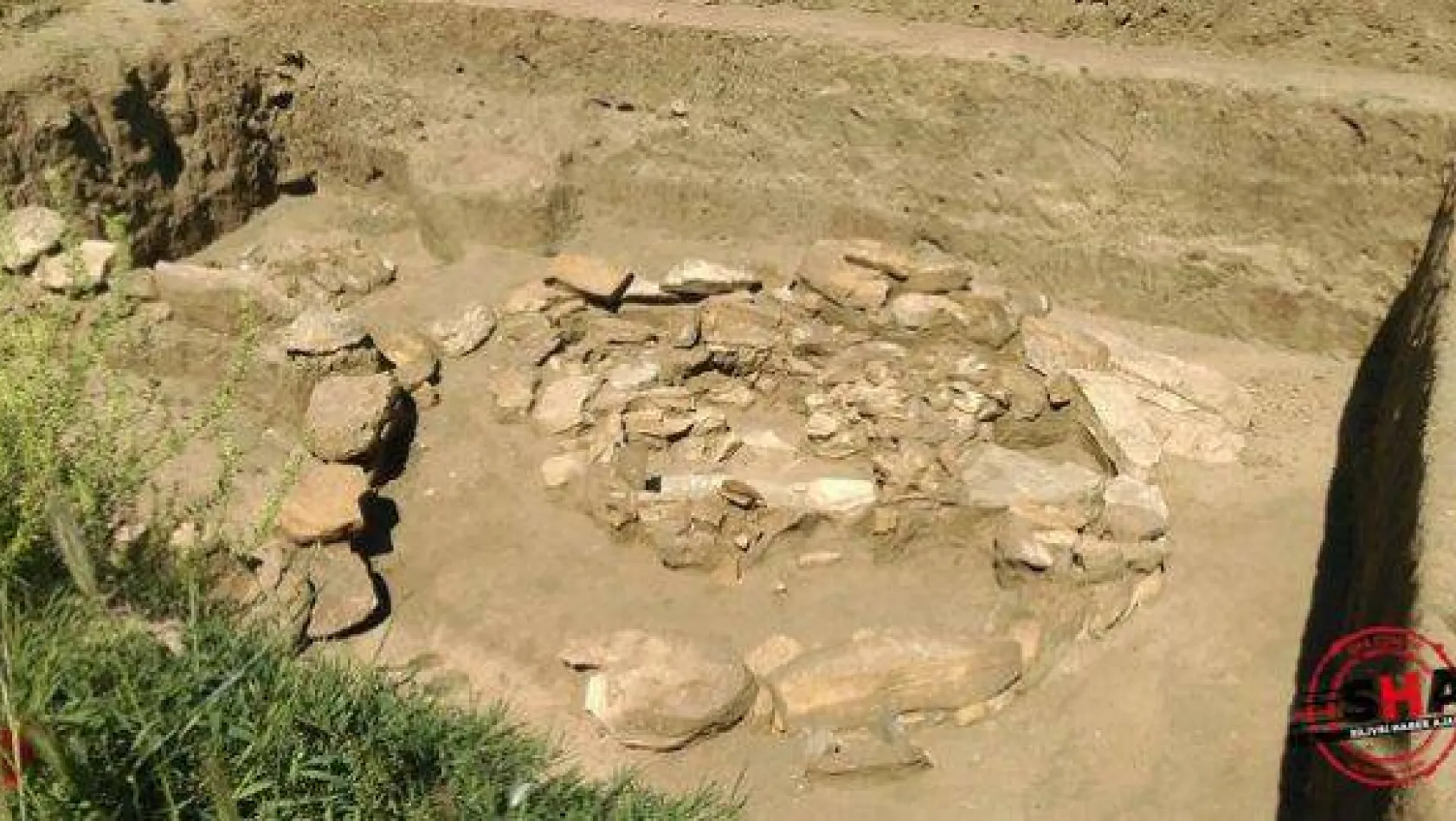 Silivri'de 5000 Yıllık Savaşçı mezarı bulundu
