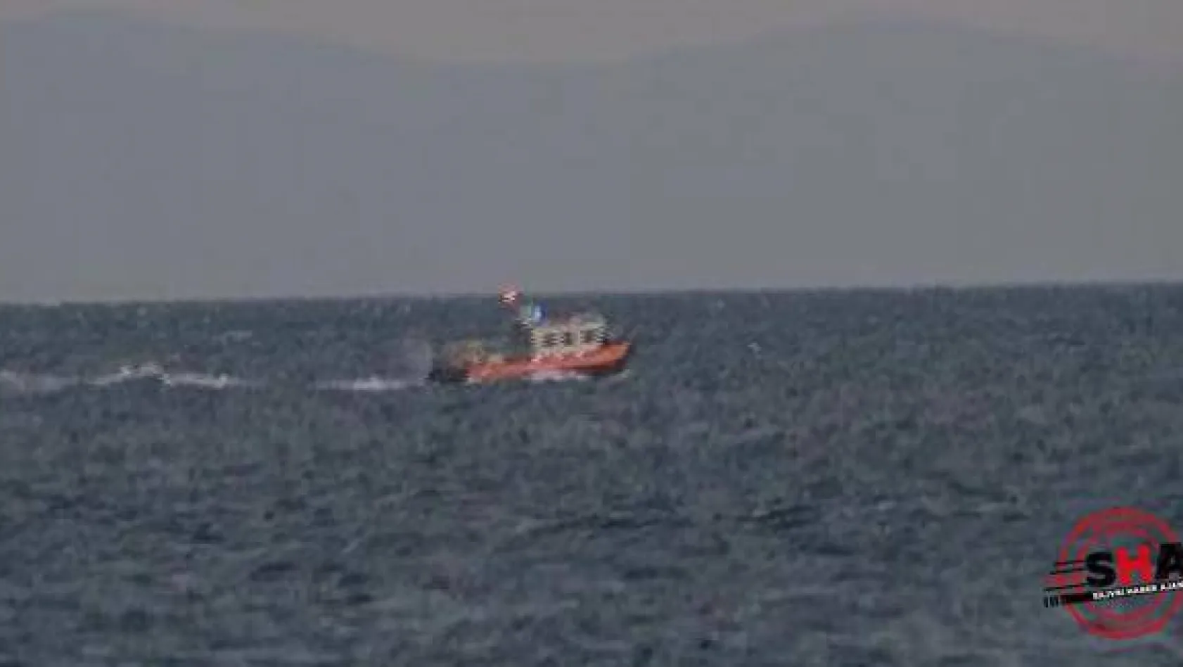 Gürpınar'da tekne battı: 2 ölü, 2 kişi kayıp