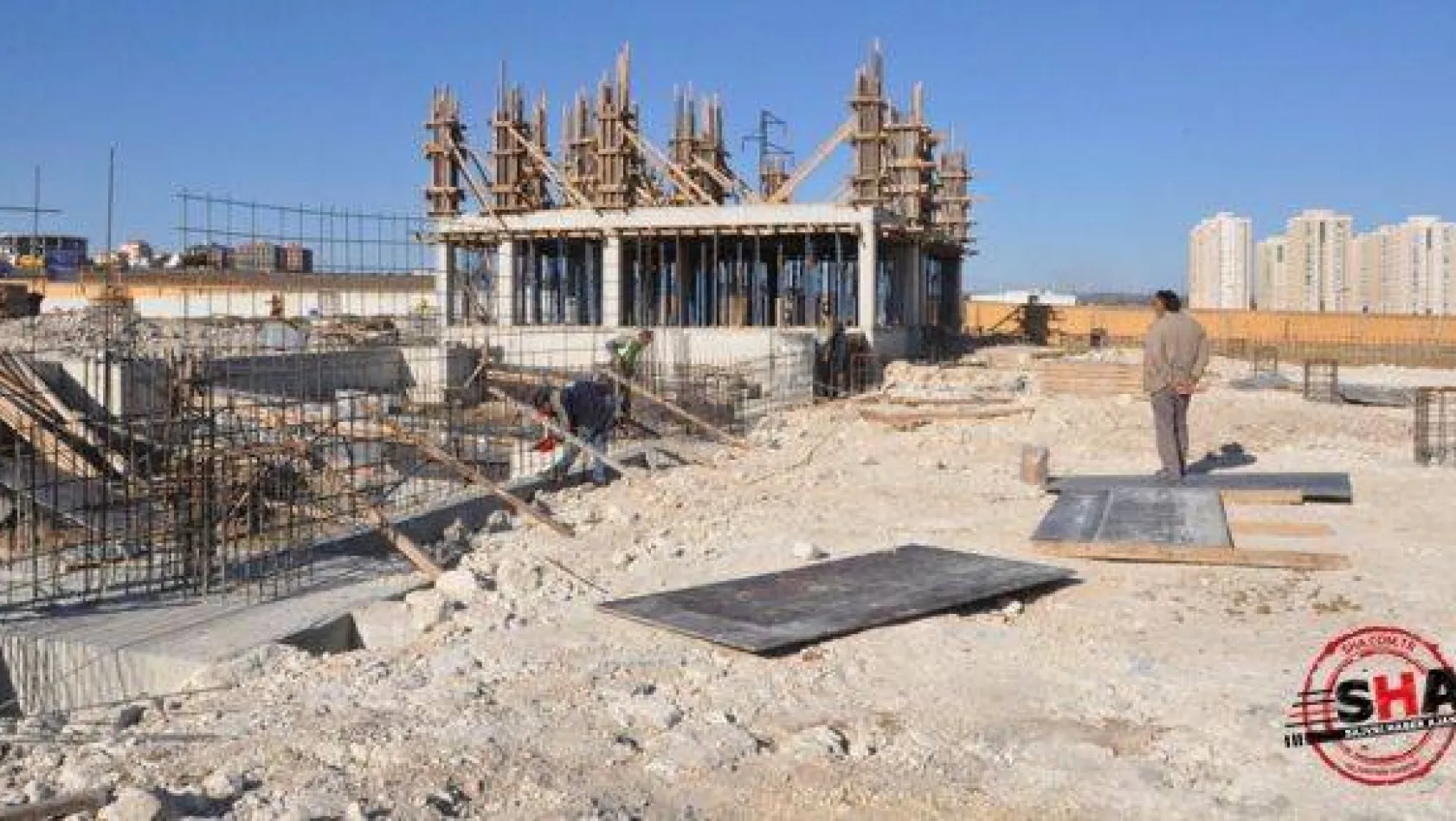 'Kapalı Pazar Yeri' inşaatı sürüyor