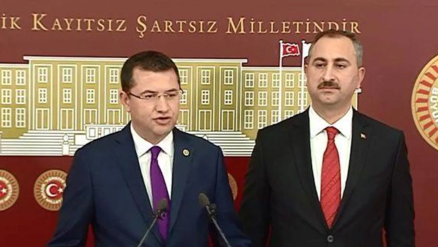 AK Parti ve MHP'den ortak &quotanayasa değişiklik teklifi" açıklaması