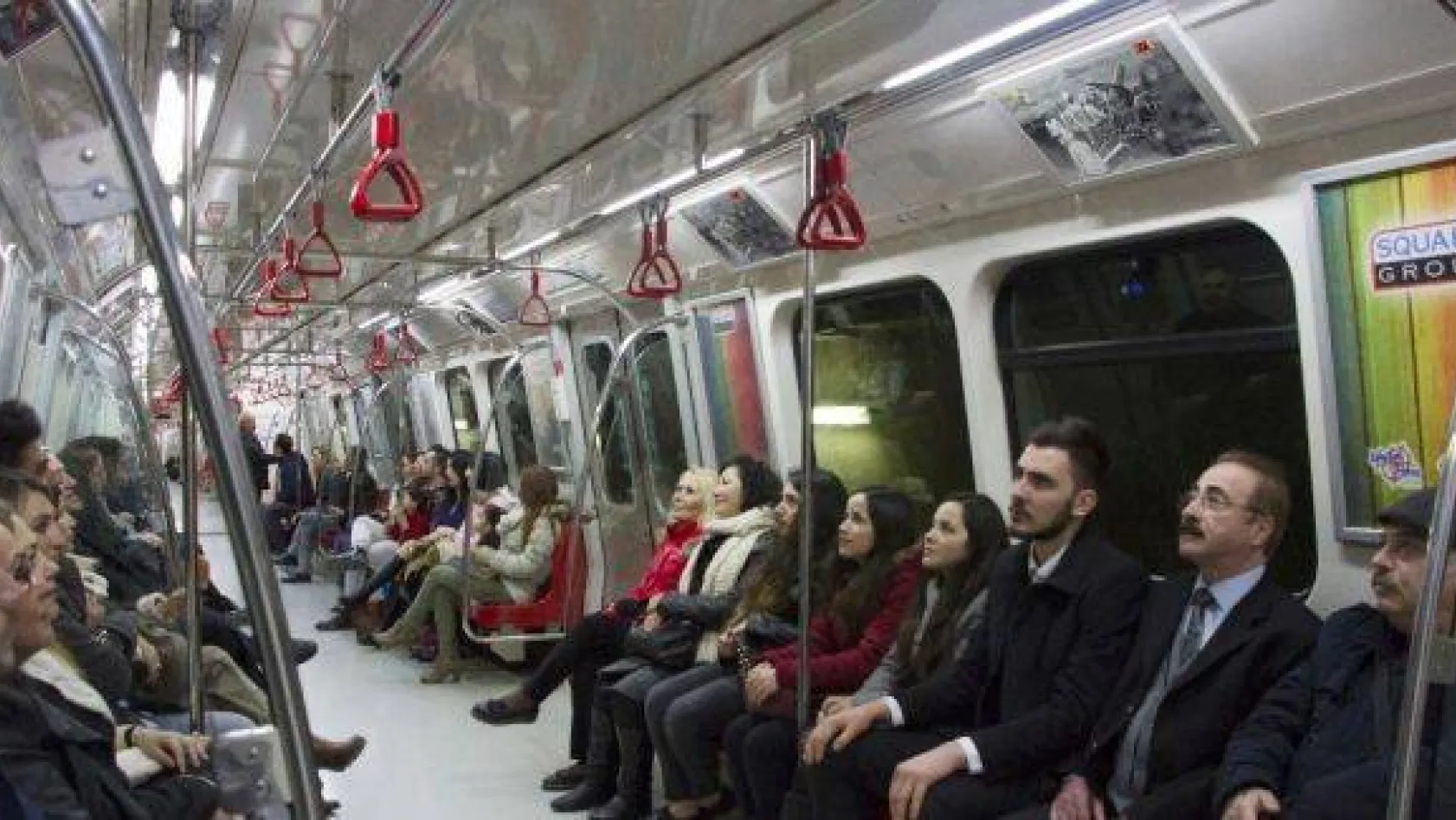 3,5 milyon yolcu aynı anda Çanakkale Zaferini kutladı