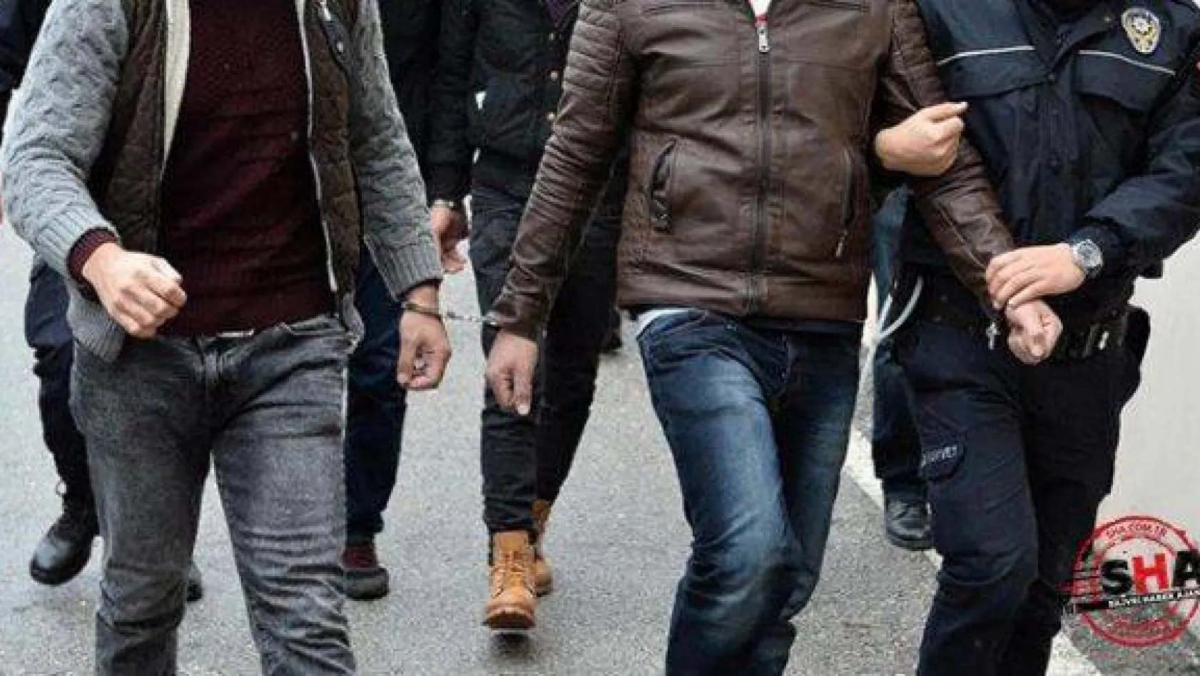 İstanbul'da FETÖ'ye yönelik operasyon: 10 gözaltı