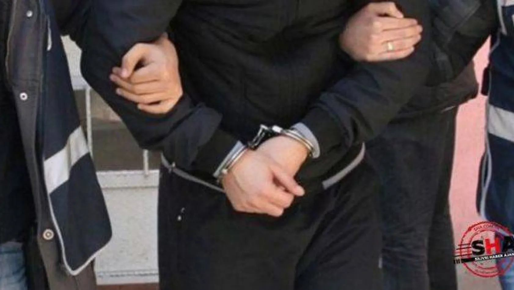 İstanbul'da sigara kaçakçılarına operasyon: 2 gözaltı