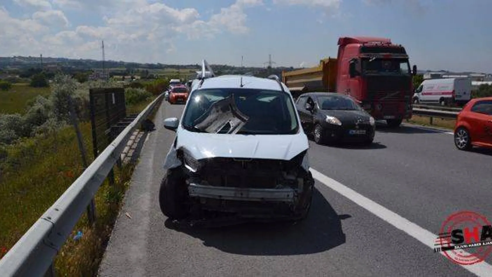 Selimpaşa'da kaza: 3 yaralı