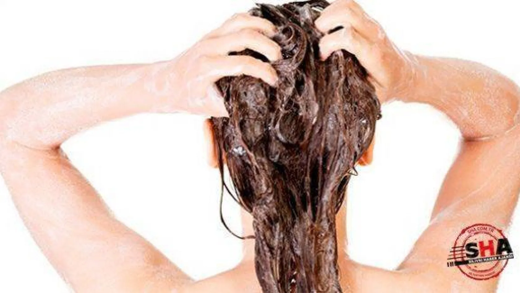 Sık sık saç yıkamak saç sağlığını bozuyor