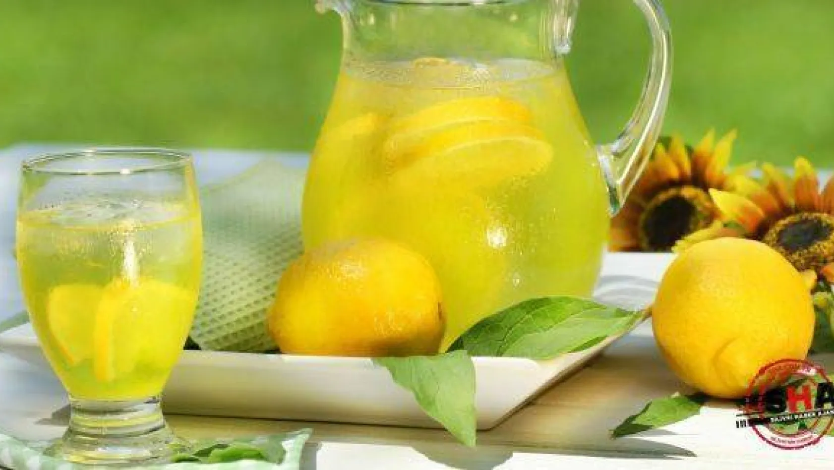 Soğuk içecek denilince ilk akla gelen ev yapımı limonata
