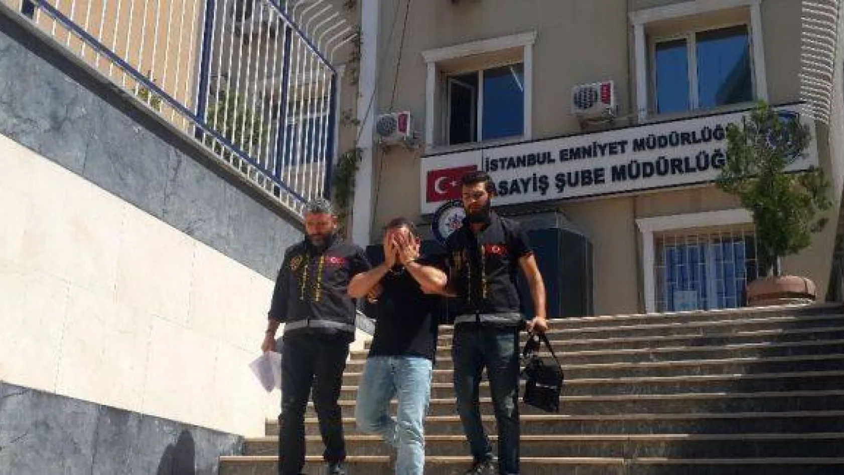 İstanbul'da oto dolandırıcılığı yapan şahıs tutuklandı