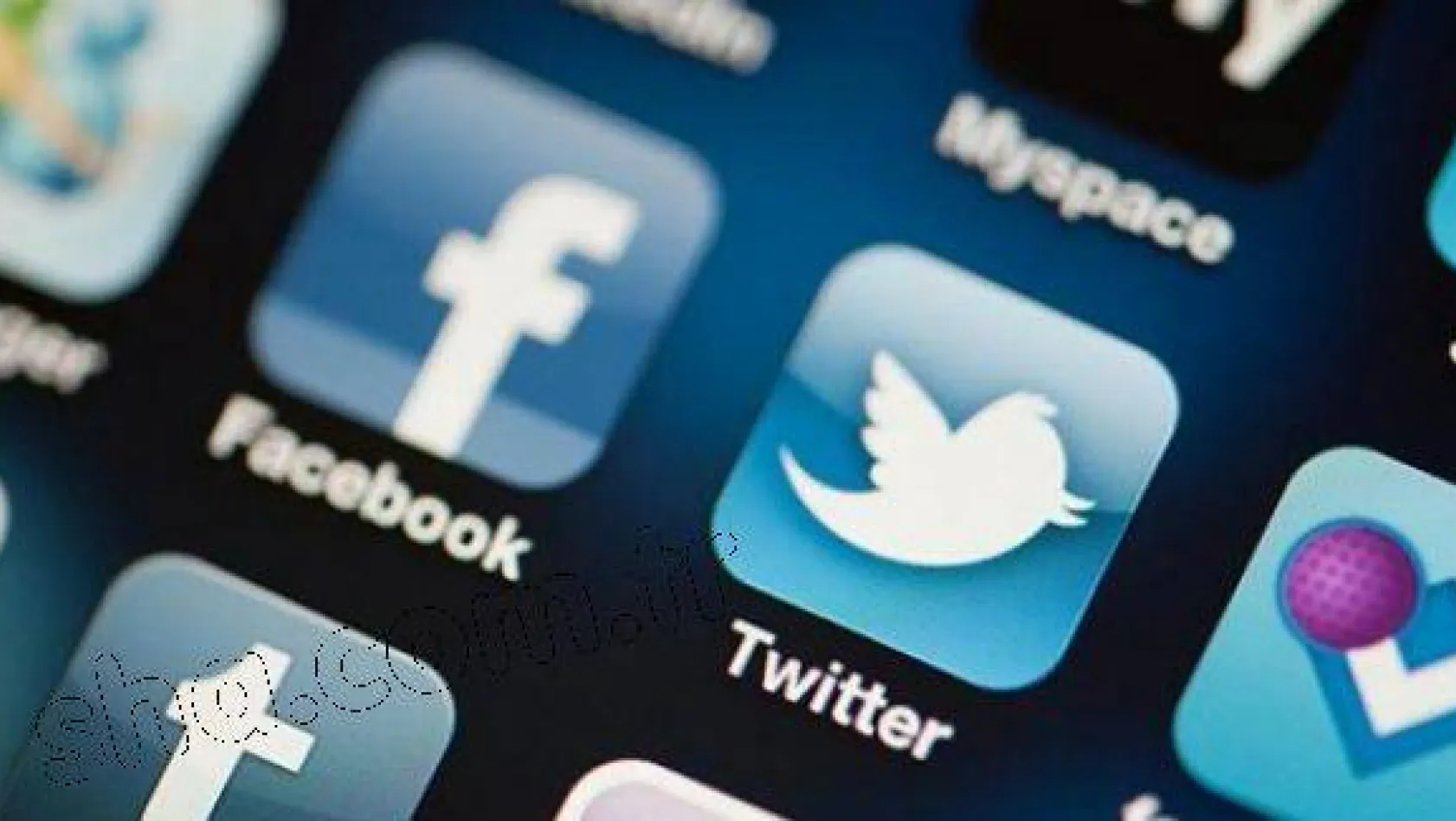 Sosyal medyanın 3 dev adresine Zeytin Dalı uyarısı