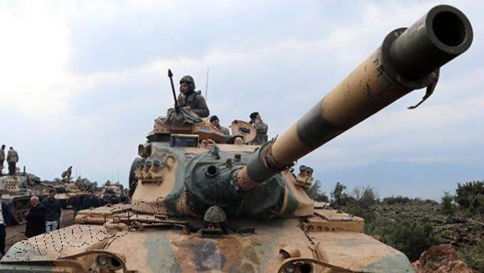 Türk askerleri ÖSO ile tam teçhizat emir bekliyor
