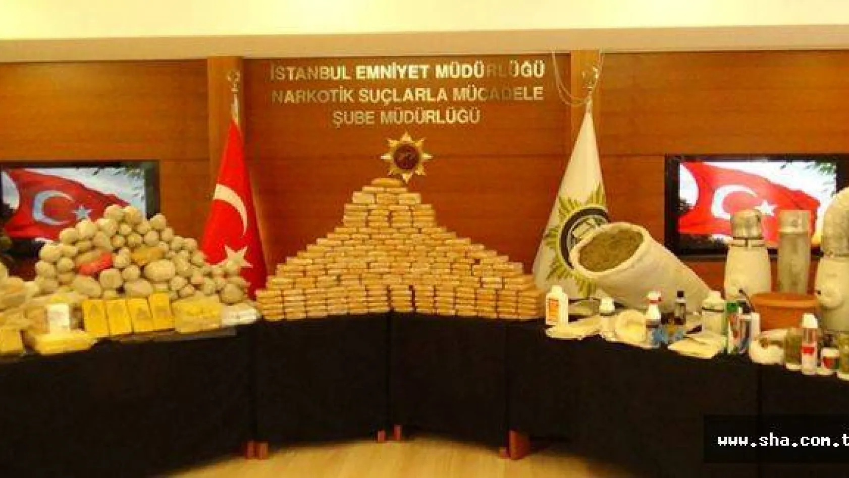 İstanbul'da uyuşturucu operasyonları: Yaklaşık 350 kilo