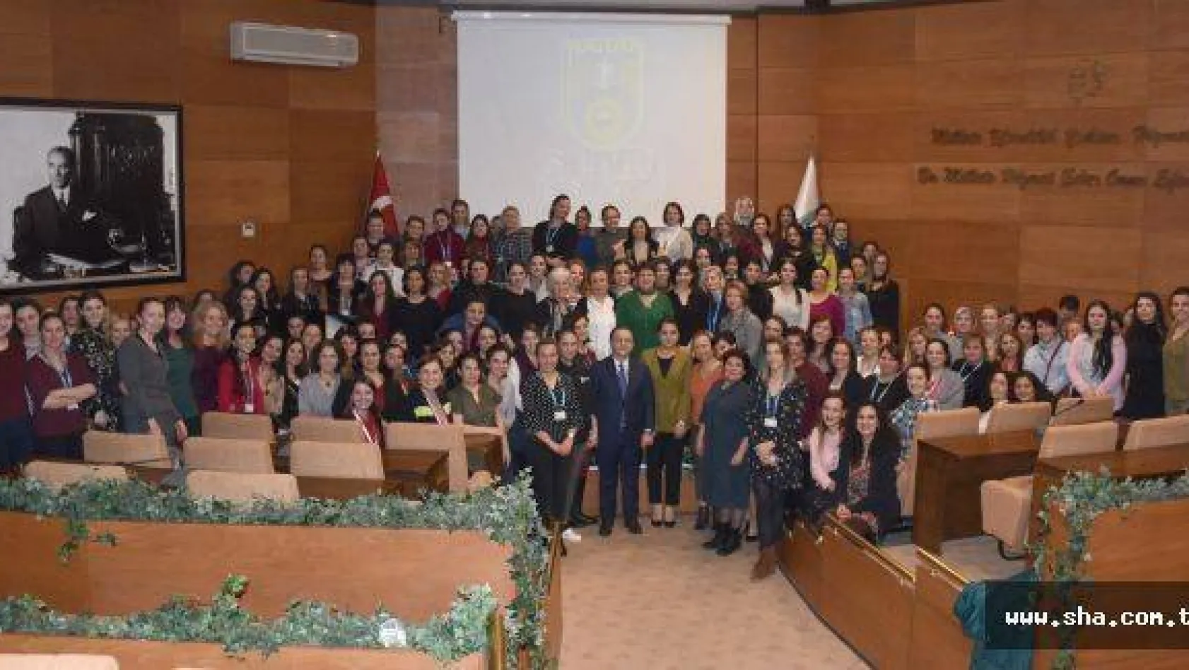 Silivri Belediyesi'nde Kadın Personele 8 Mart İzni