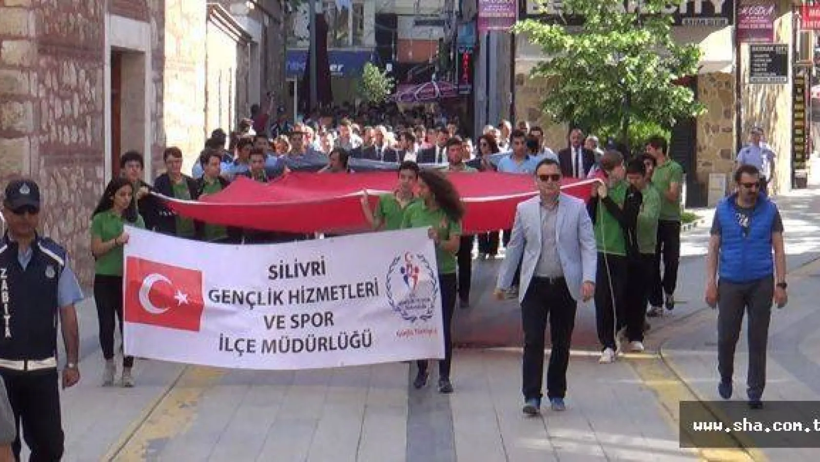19 Mayıs Kutlamaları' 'Gençlik Yürüyüşü'' İle Başladı