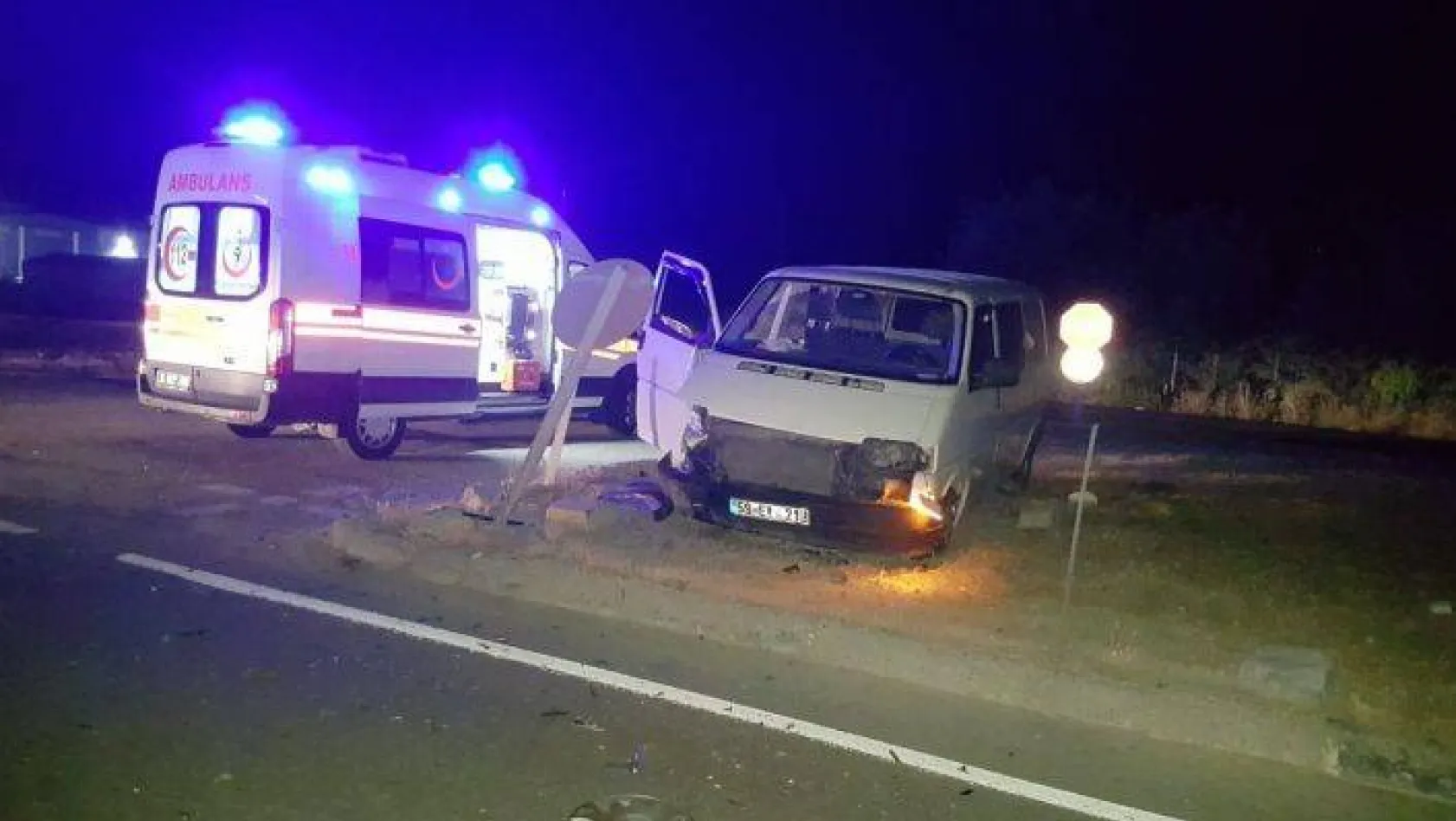 Değirmenköy'de kaza:2 yaralı