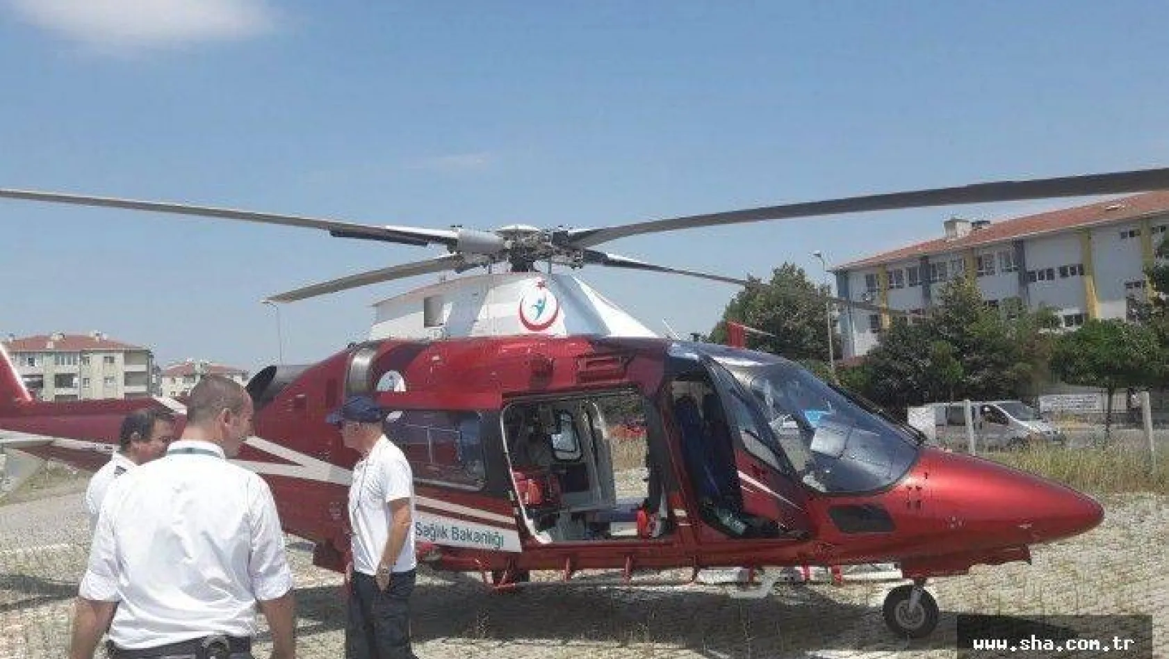 Yaralı işçi helikopterle sevk edildi