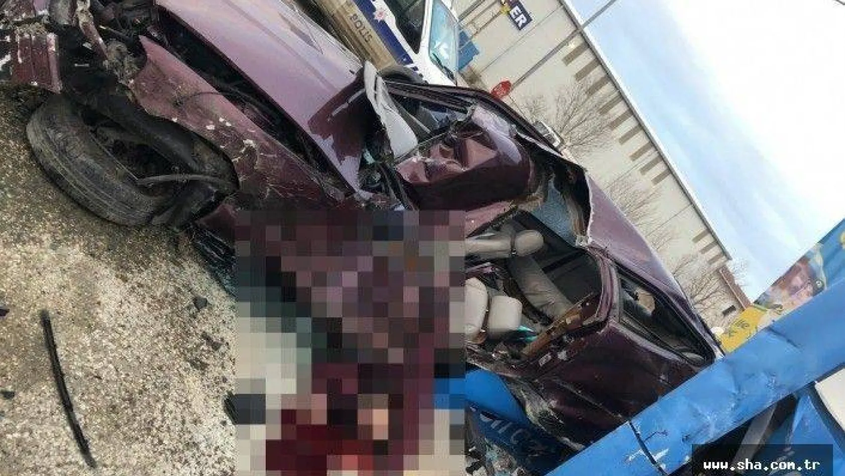 Kamiloba'da Trafik Kazası: 2 Ölü