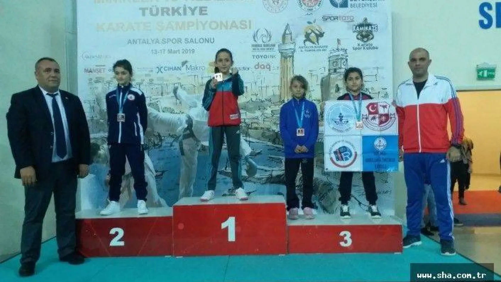 Türkiye Karate Şampiyonu Silivri´den