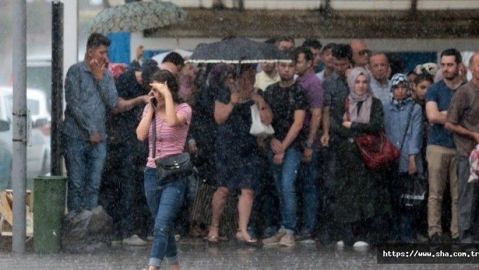 İstanbul serin ve yağışlı havanın etkisine girecek