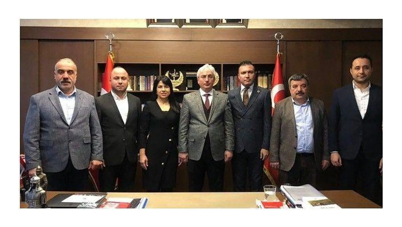 MHP'li meclis üyeleri Birol Gür'ü ziyaret etti