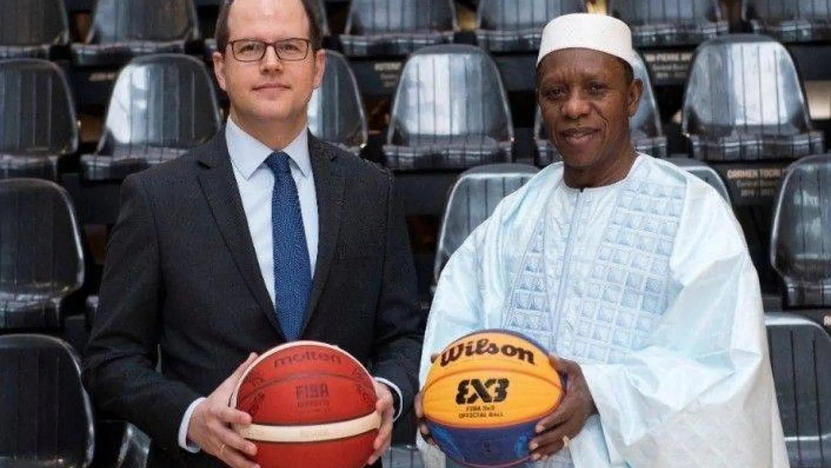 FIBA Başkanı Niang ve Genel Sekreter Zagklis'den basketbol dünyasına mesaj