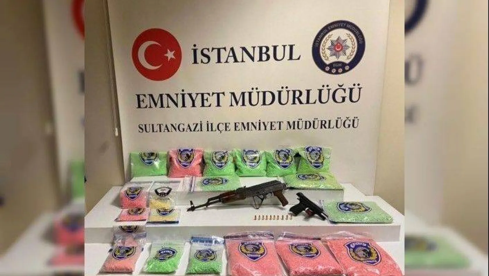İstanbul'da uyuşturucu hap operasyonu: 60 bin extacy ele geçirildi