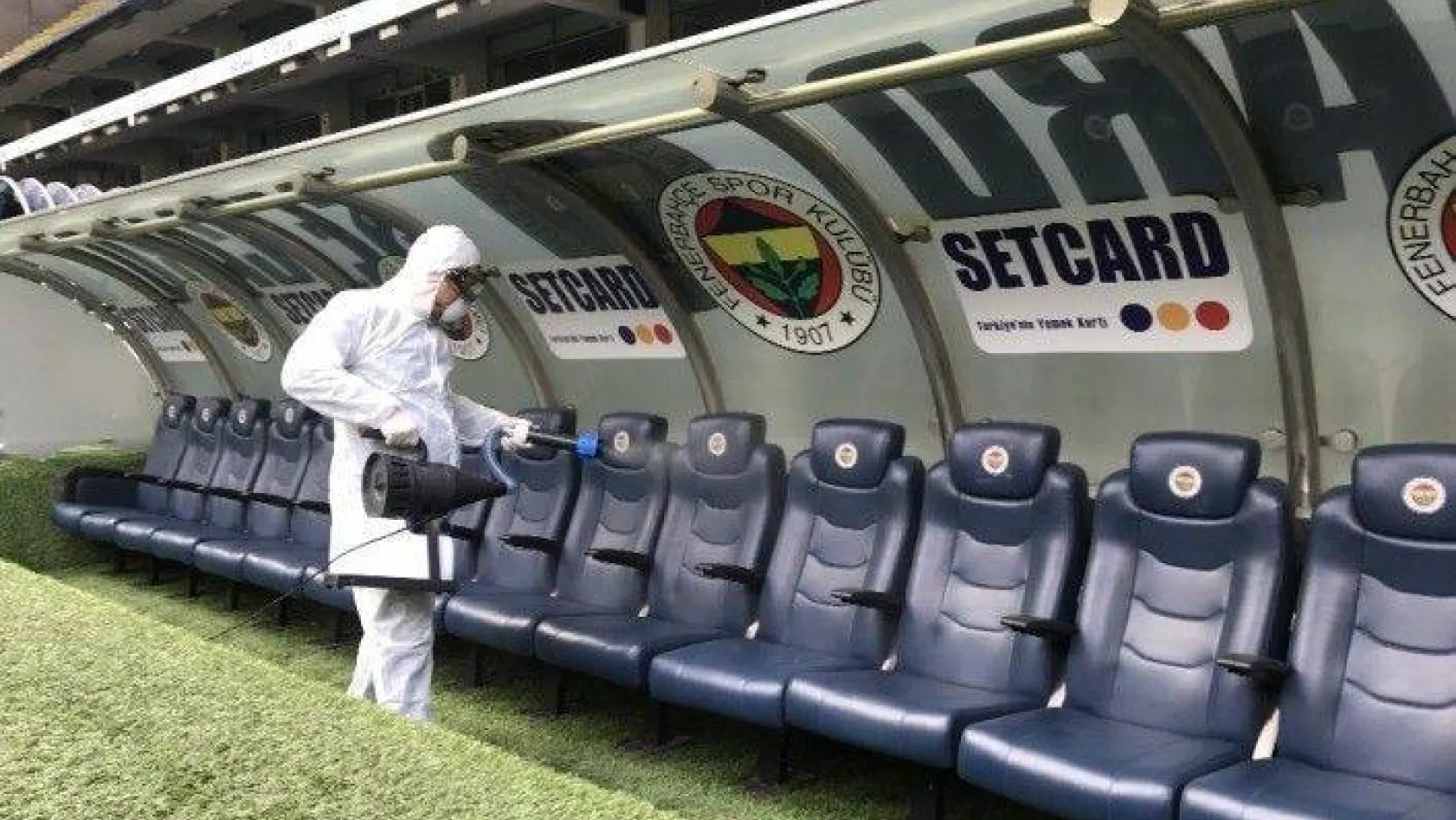 Ülker Stadyumunda korona virüse karşı dezenfekte çalışması