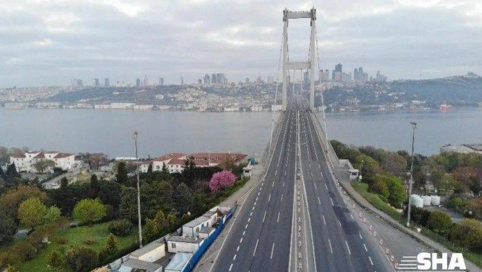 15 Temmuz Şehitler Köprüsü, sokağa çıkma kısıtlamasının üçüncü gününde de boş kaldı