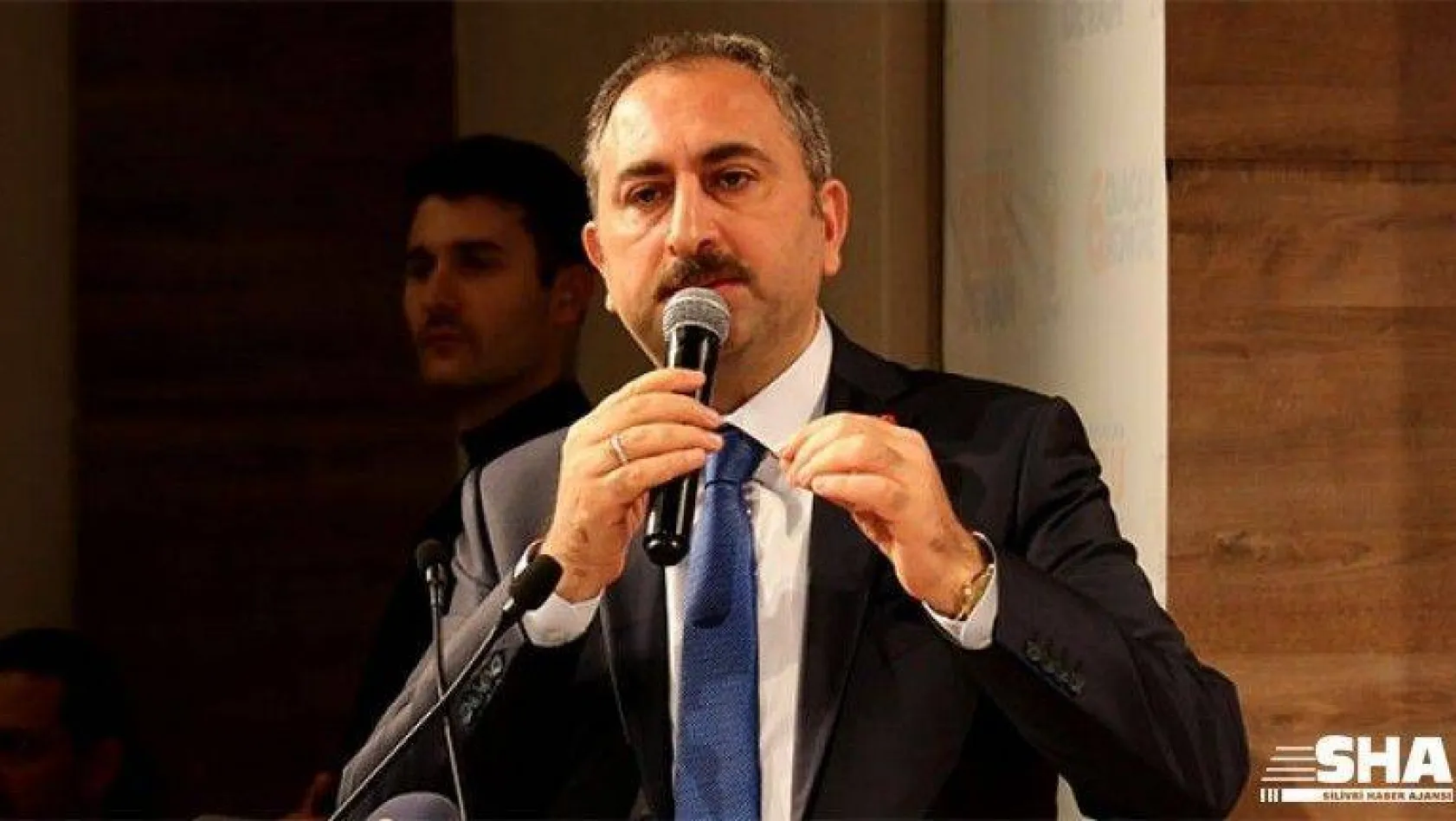 Adalet Bakanı Gül: ཌྷ mahkumda virüs tespit edildi, 3 kişi hayatını kaybetti'
