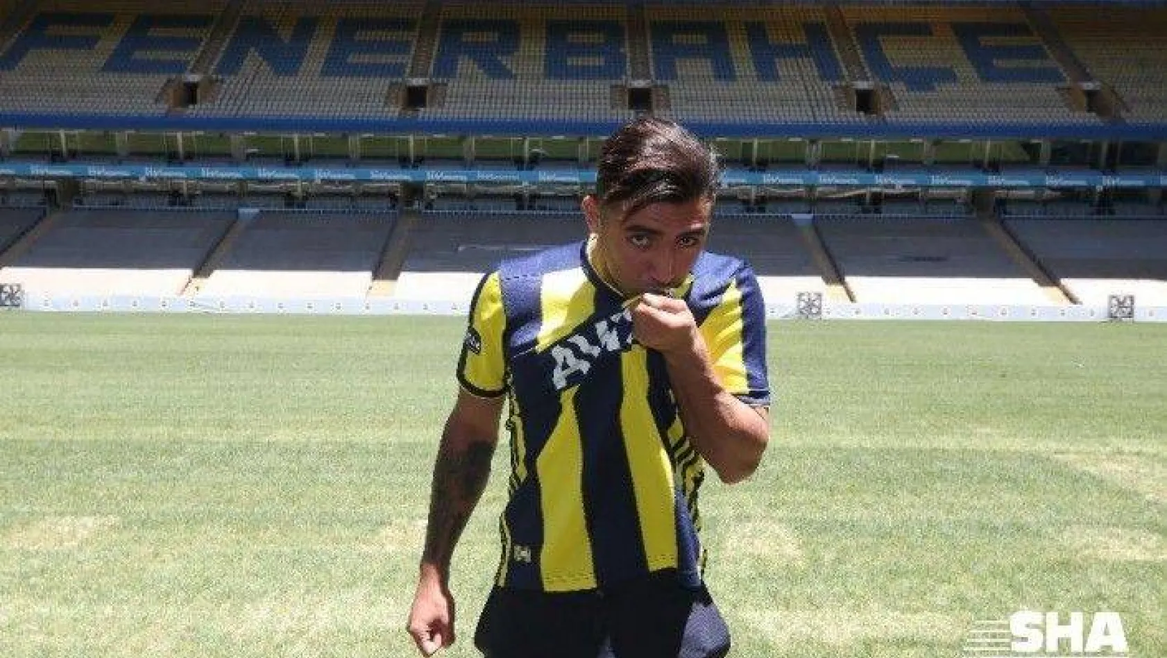 Fenerbahçe: &quotAllahyar Sayyadmanesh'in sözleşmesinin iptaline yönelik alınmış bir karar yoktur"