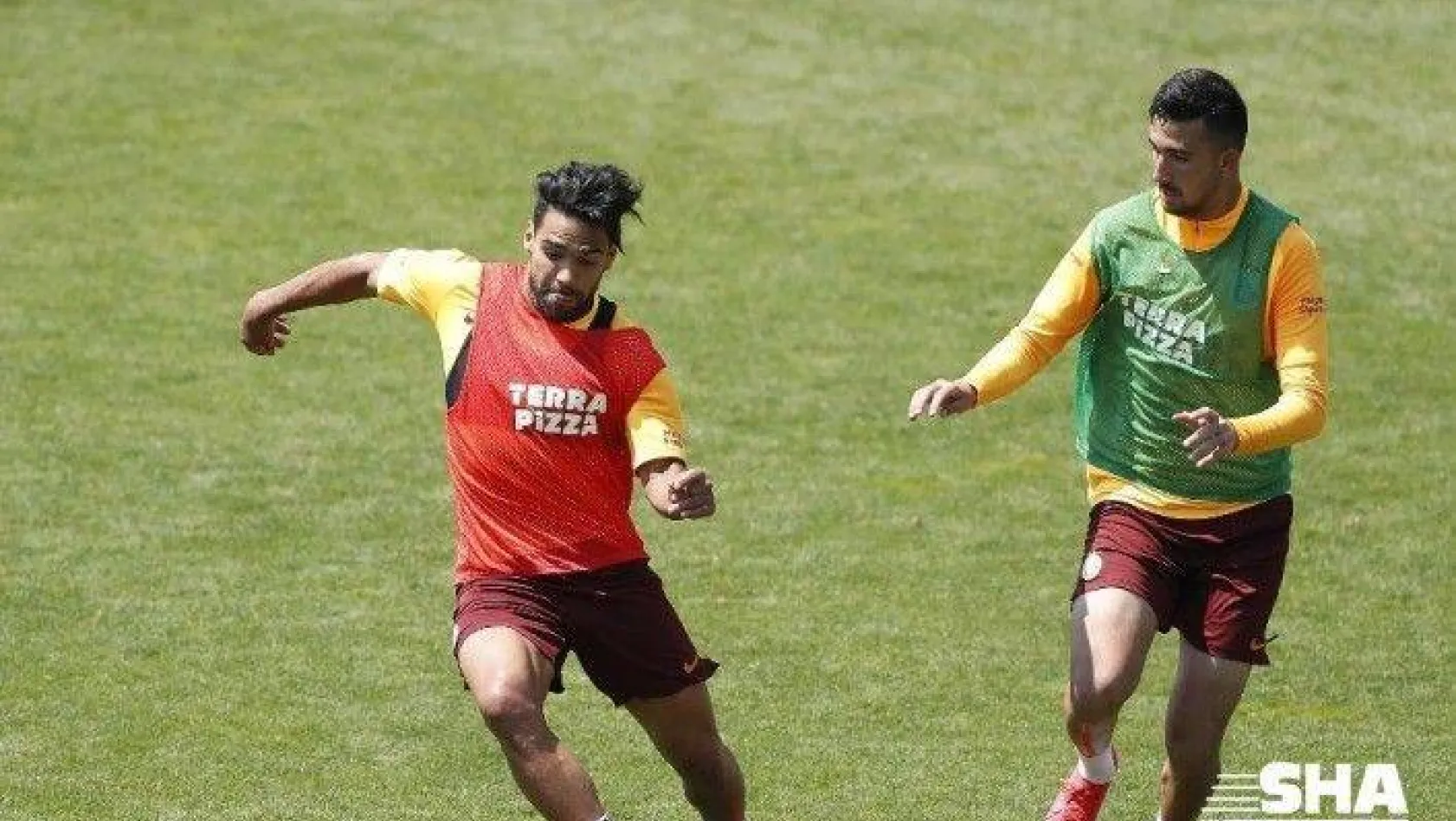 Galatasaray, Rizespor hazırlıklarını yoğun tempoda sürdürüyor
