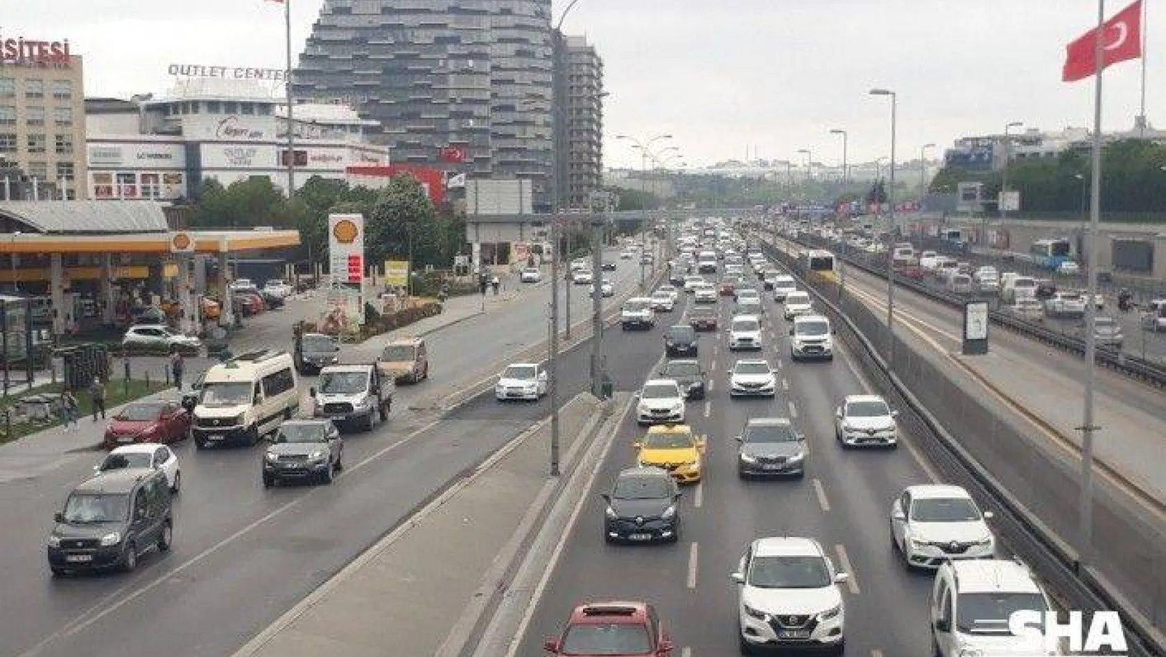 İstanbul trafiğinde dikkat çeken yoğunluk