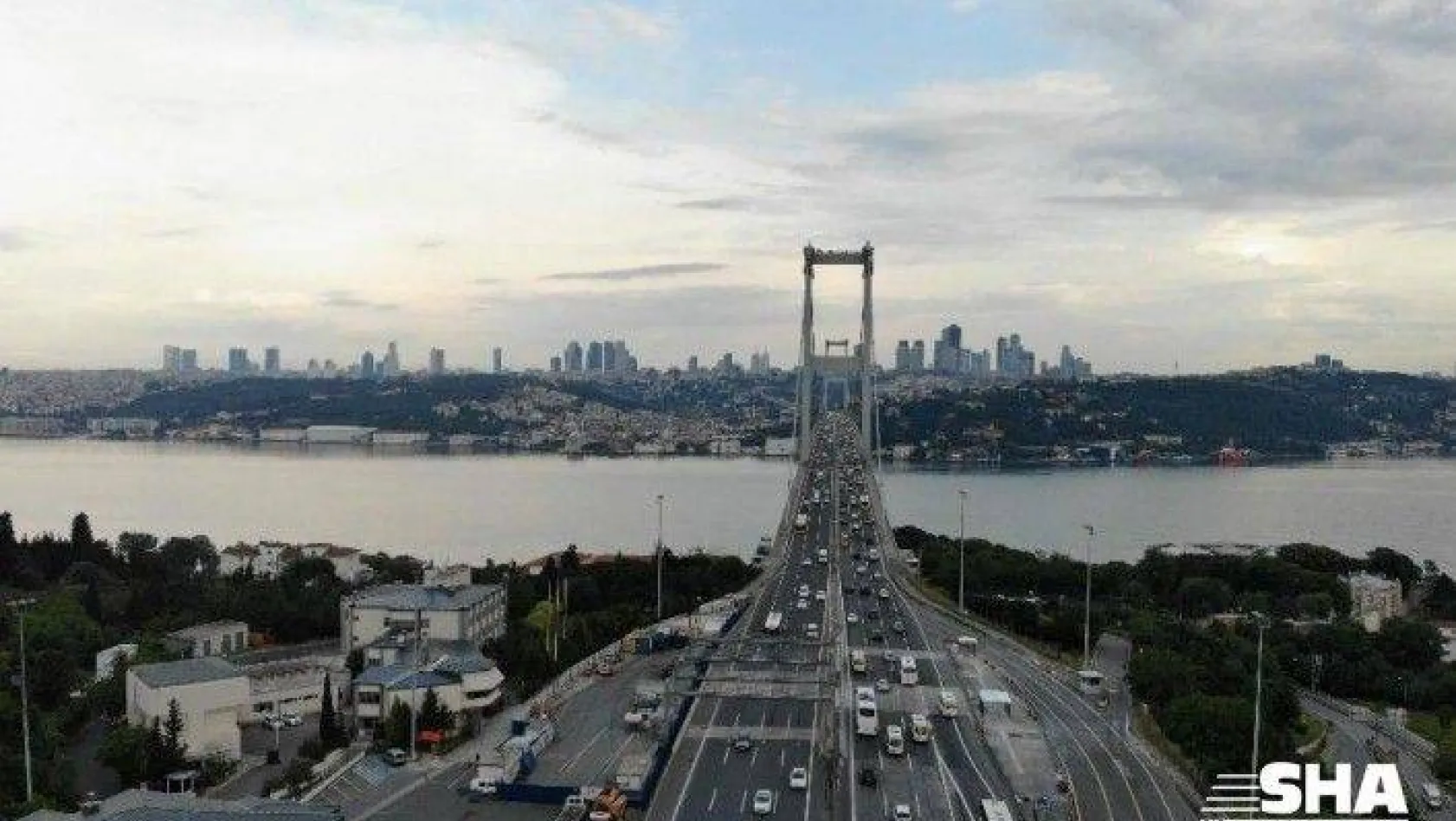 15 Temmuz Şehitler Köprüsü'ndeki trafik alışılan görüntülerine döndü