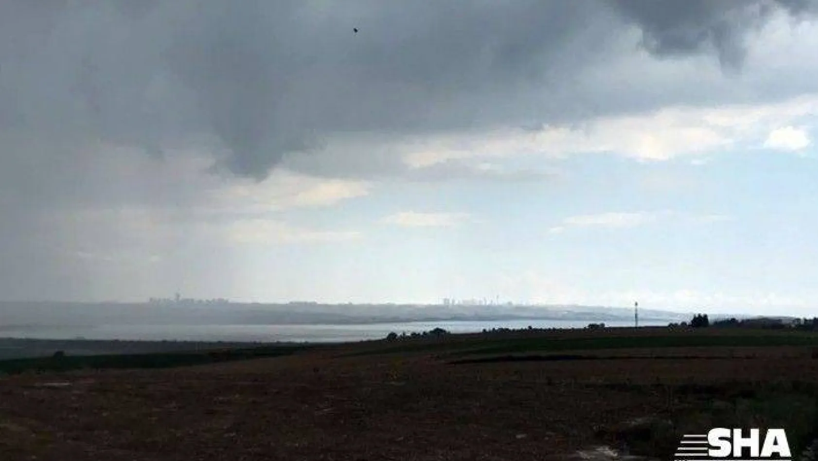 İstanbul'da uyarıların ardından kuvvetli yağmur başladı