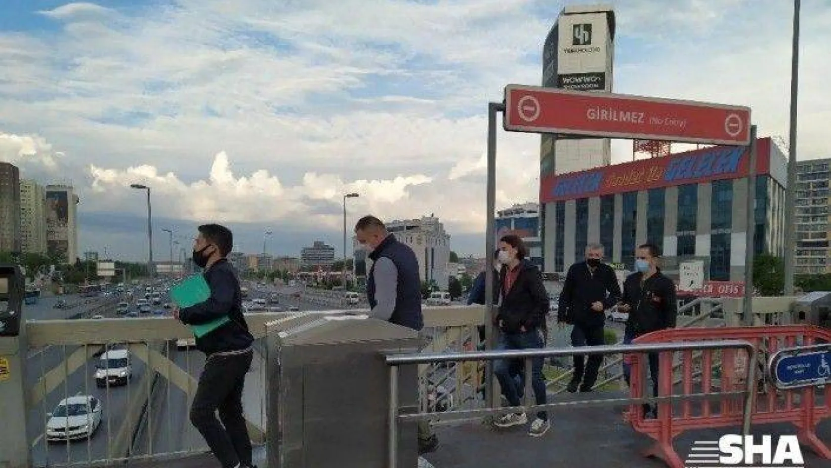 Normalleşme sabahında İstanbul'da hareketlilik başladı