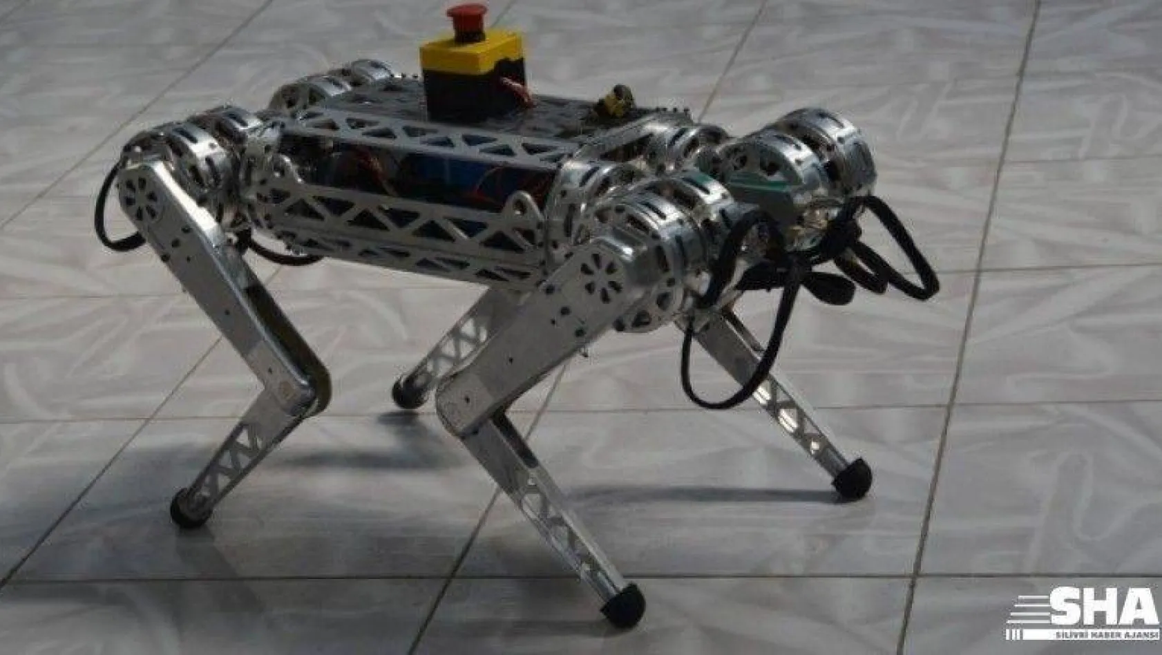 Uzaya gitmek isteyen ilk Türk robot 'Miniada'