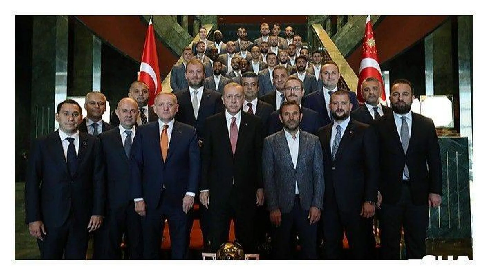 Cumhurbaşkanı Erdoğan, şampiyon Başakşehir'i kabul etti