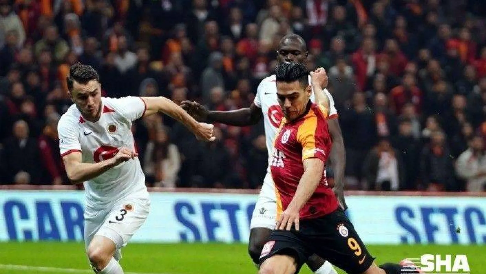 Galatasaray'da Falcao, Ankaragücü'ne karşı yok