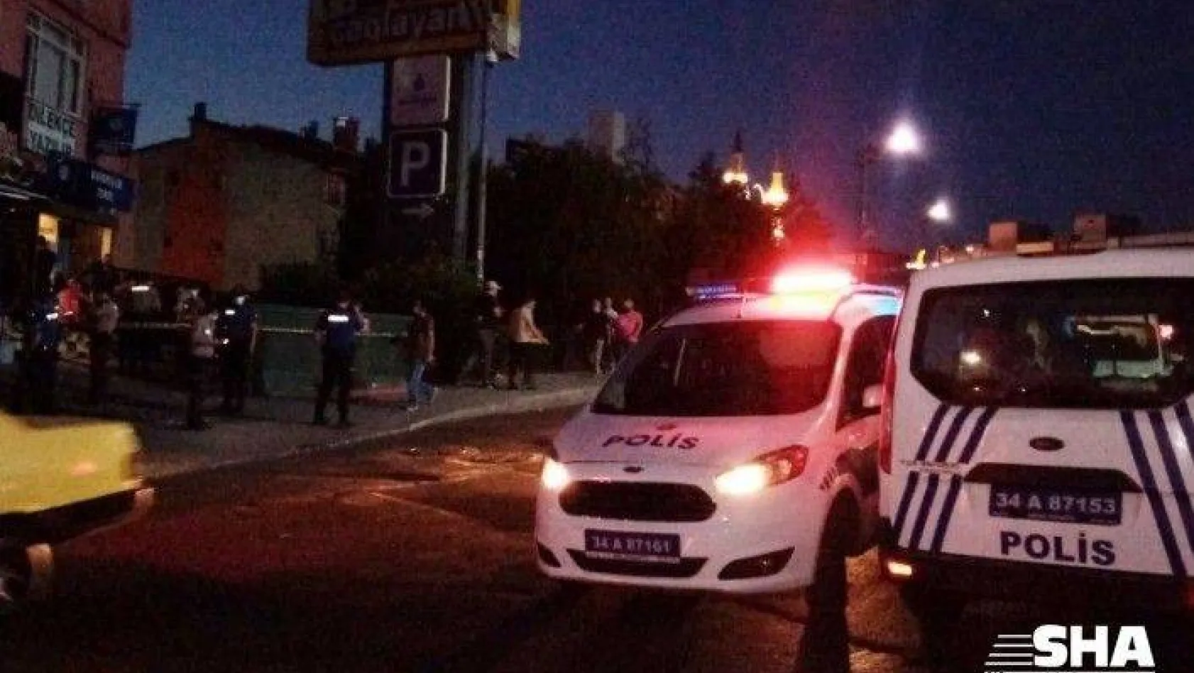İstanbul Adalet Sarayı'nın karşısında silahlı yaralama