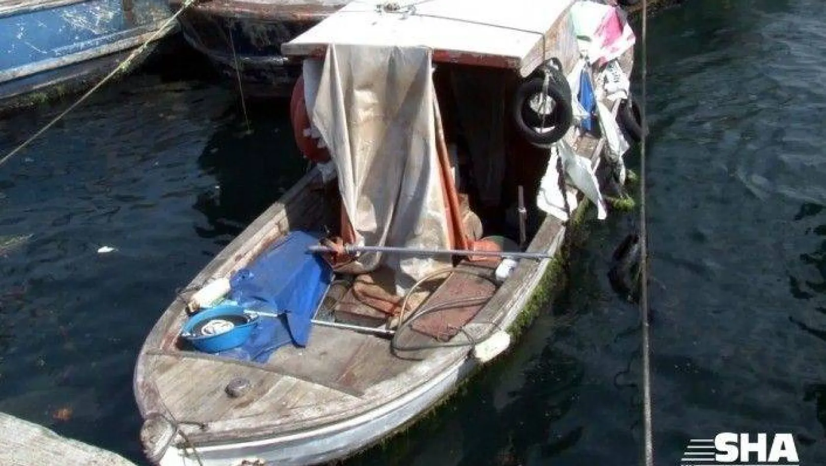 Yenikapı'da balıkçı teknesinde erkek cesedi bulundu