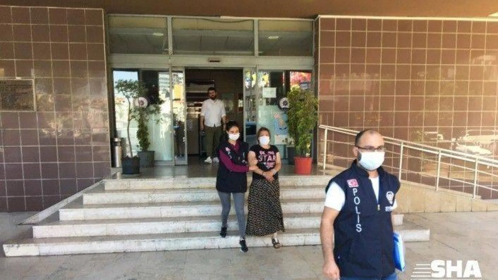 Zeytinburnu'nda kendisini fuhuşa zorlayan kişiyi başından vuran kadın adliyeye sevk edildi