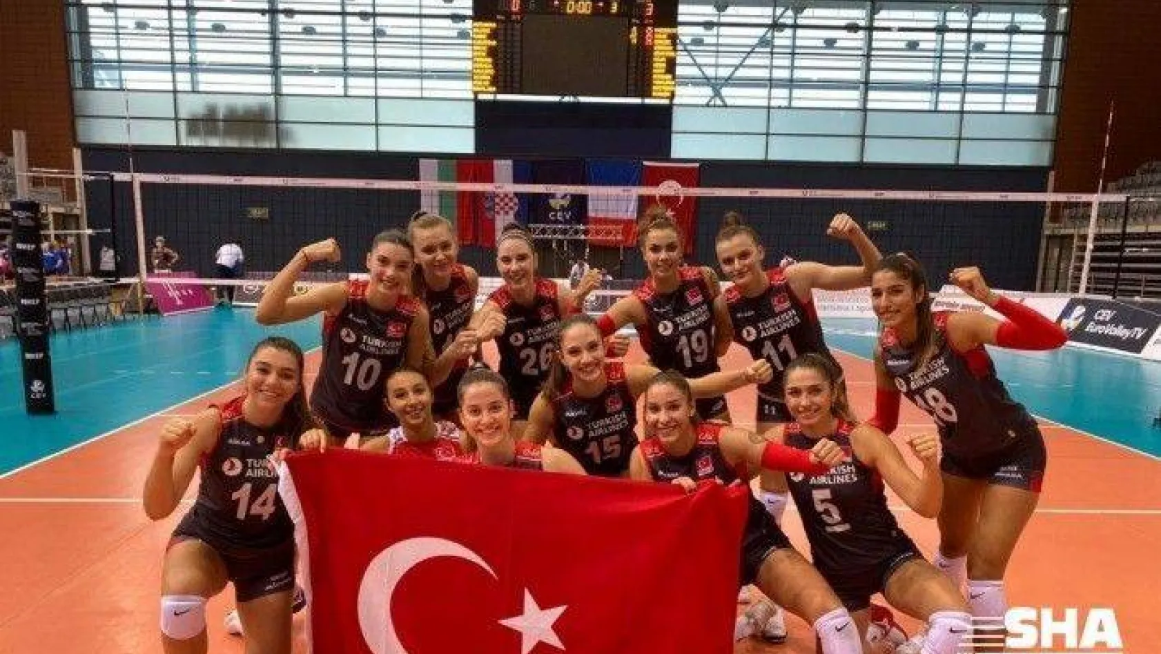 19 Yaş Altı Genç Kız Voleybol Milli Takımı, Avrupa Şampiyonası'nda yarı finalde