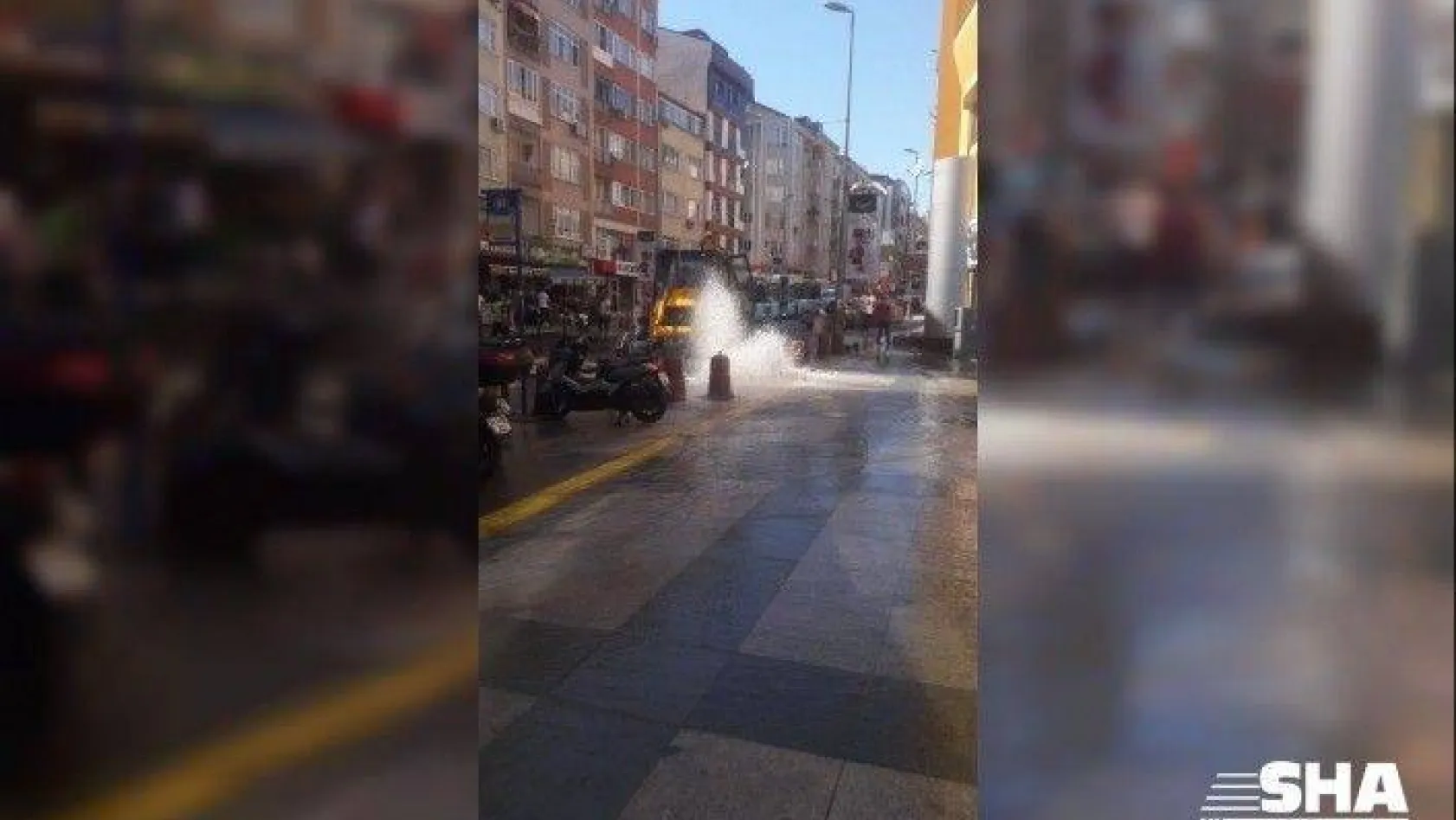 Beşiktaş'ta su borusu volkan gibi patlattı