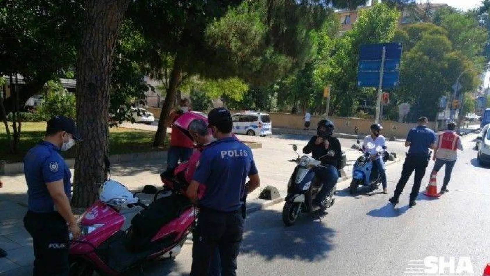 Kadıköy'de hava destekli motosiklet denetimi gerçekleştirildi