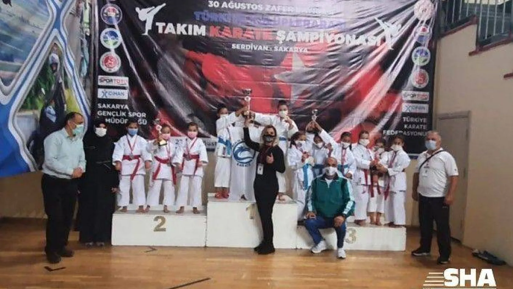 Karate 'de Türkiye 3.sü oldular