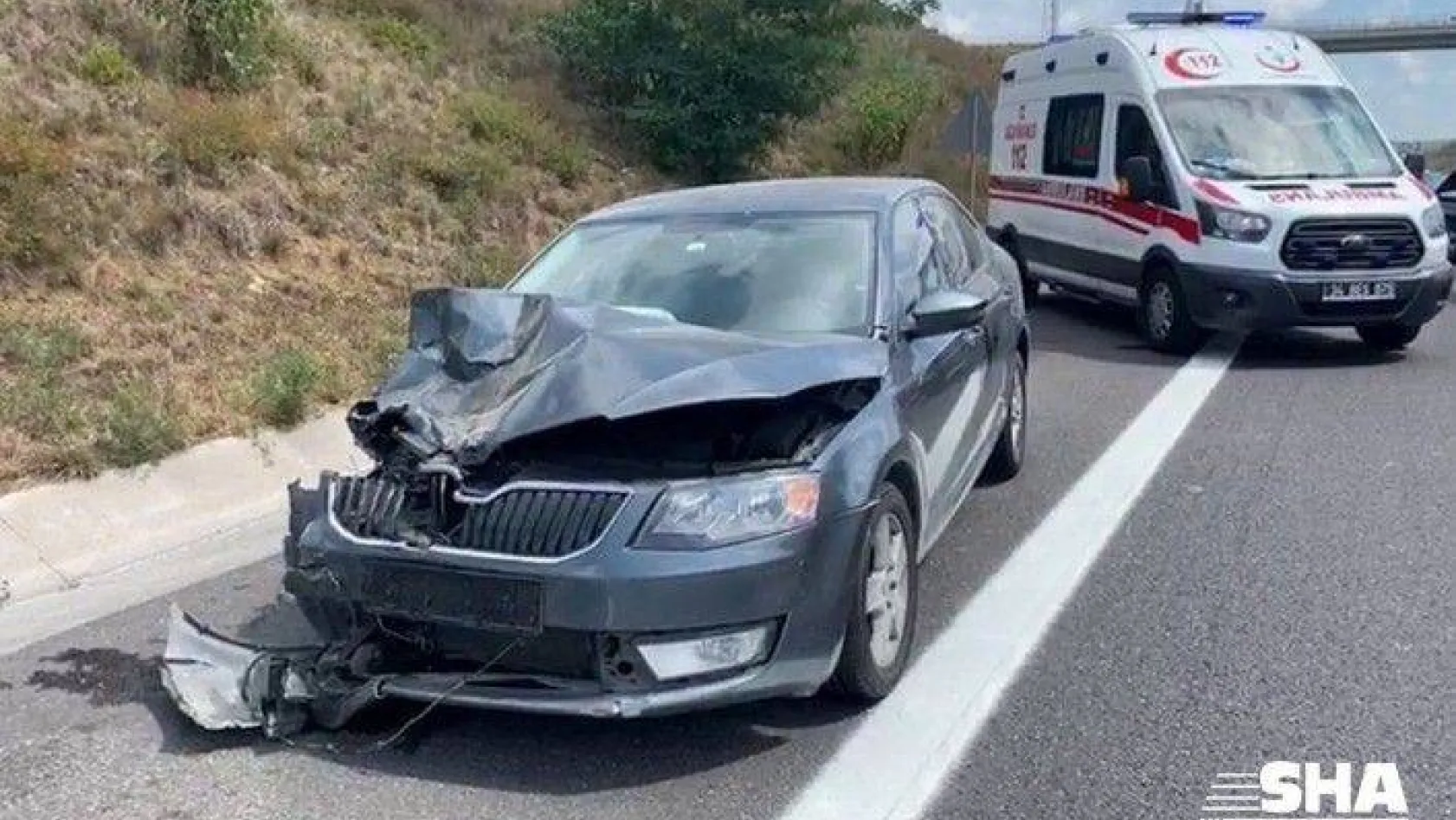 Kuzey Marmara Otoyolu Edirne istikameti Sarıyer mevkiinde iki otomobilin karıştığı trafik kazasında 1 kişi öldü, 4 kişi yaralandı.