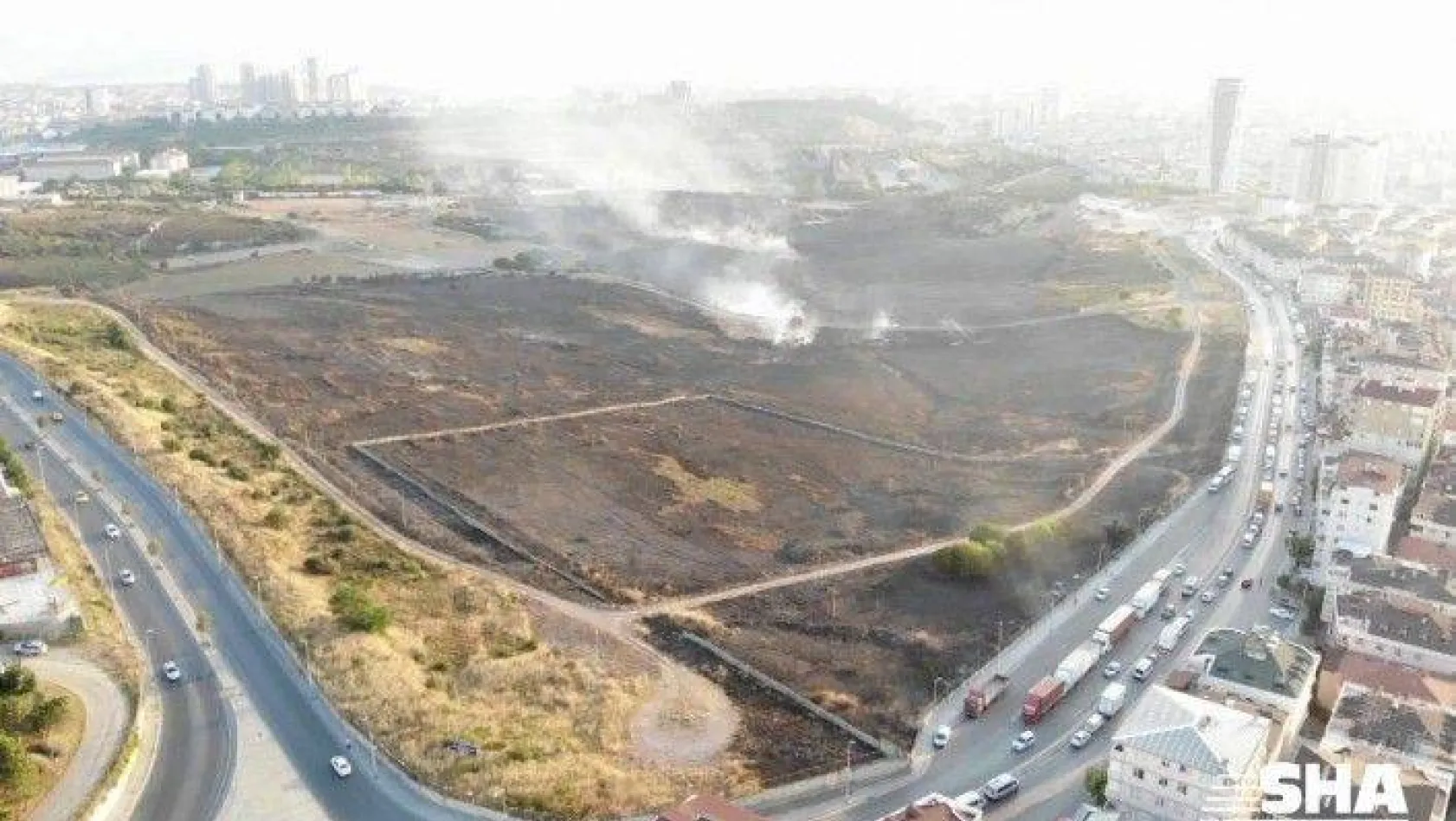 Maltepe'de yanan askeri alanın son hali havadan görüntülendi