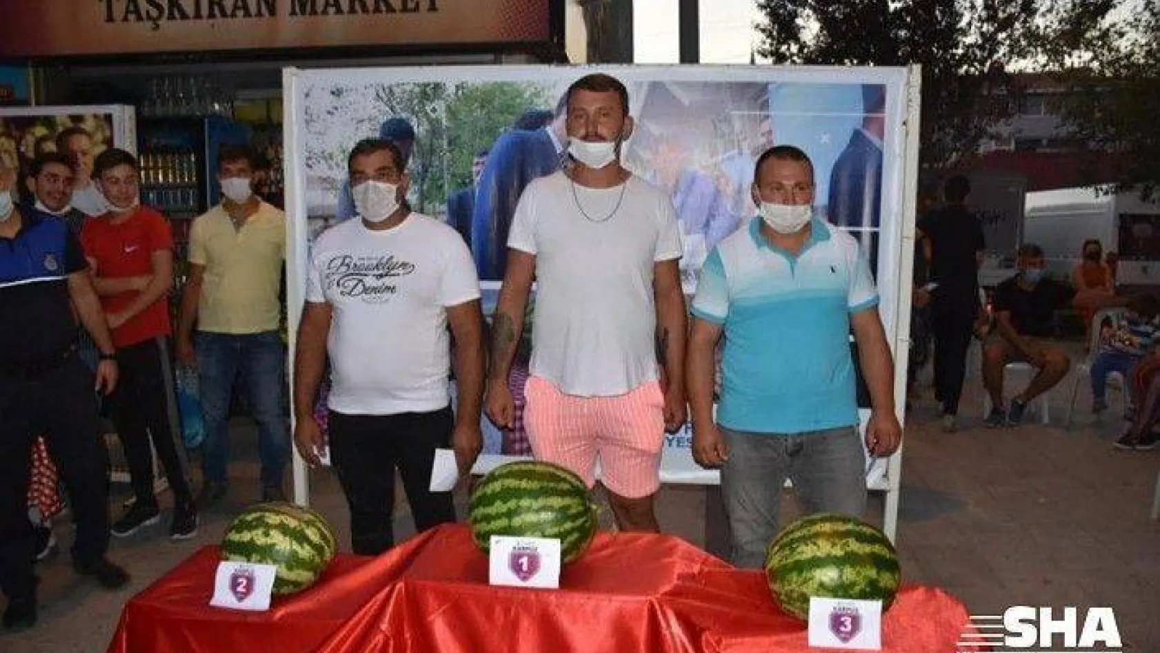 Silivri Kadıköy'de En İyi Karpuz Üreticileri Yarıştı