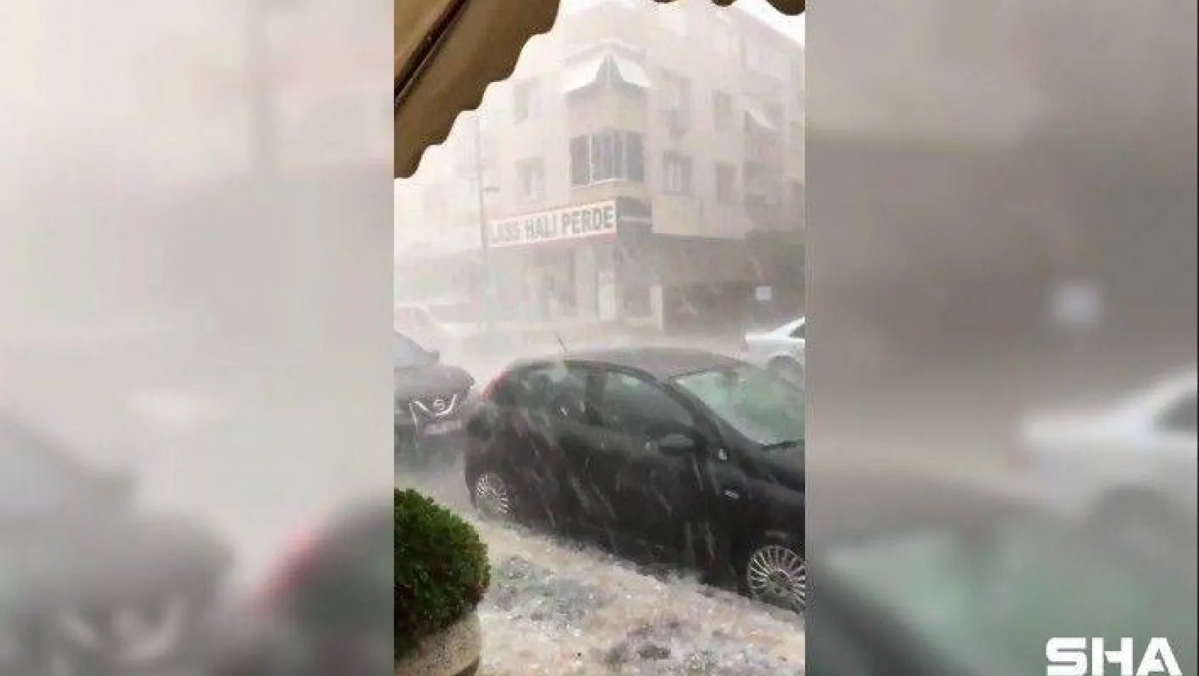 Anadolu Yakası'nda ceviz büyüklüğünde dolu yağışı etkili oluyor